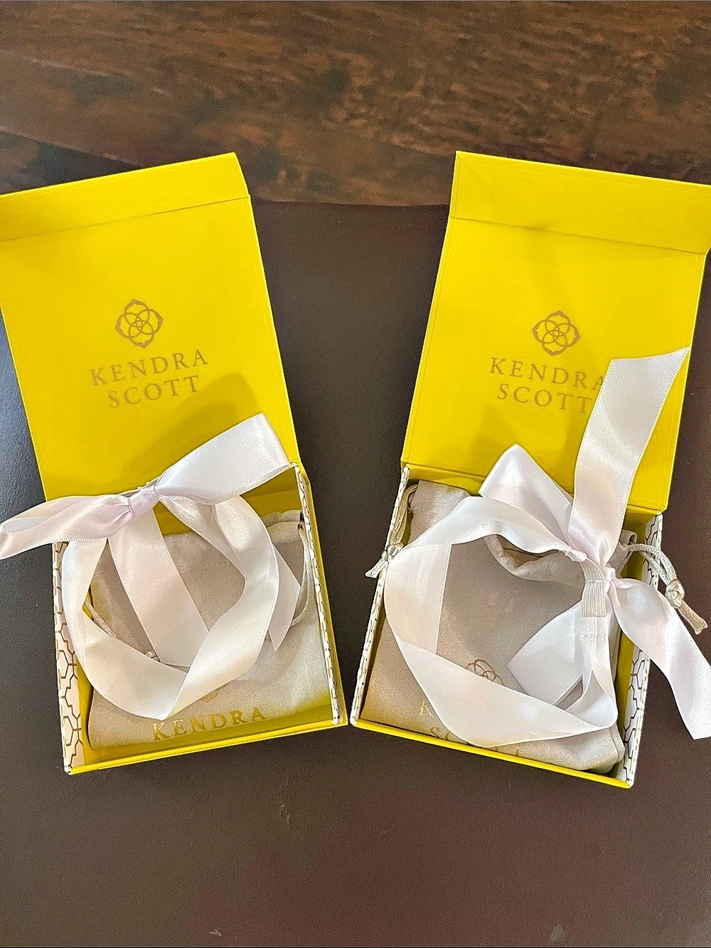 Kendra Scott Earrings Yellow Signature Gift Boxes | white ribbons
